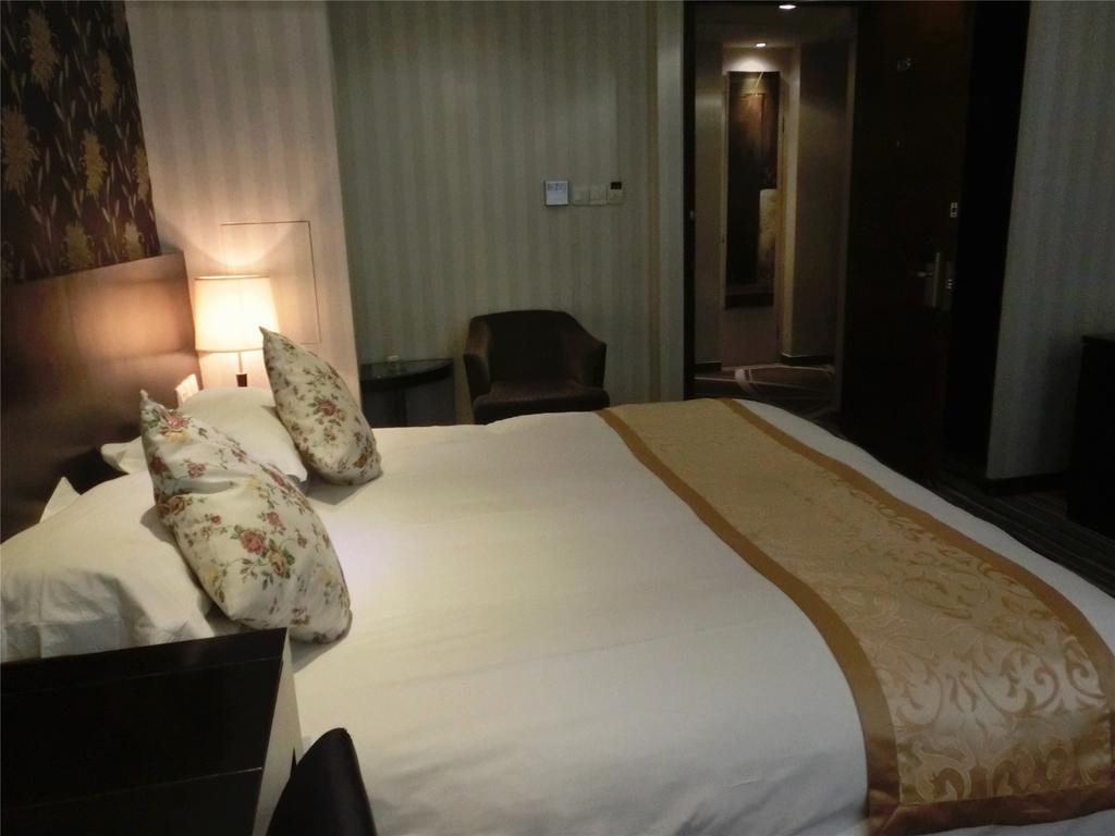 Shanghai Baron Business Bund Hotel Quarto foto